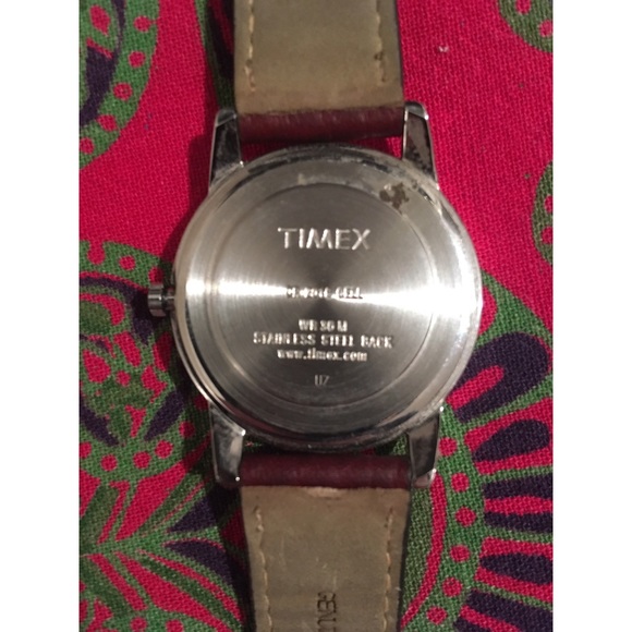 Timex Watch with Leather Band - Picture 3 of 3